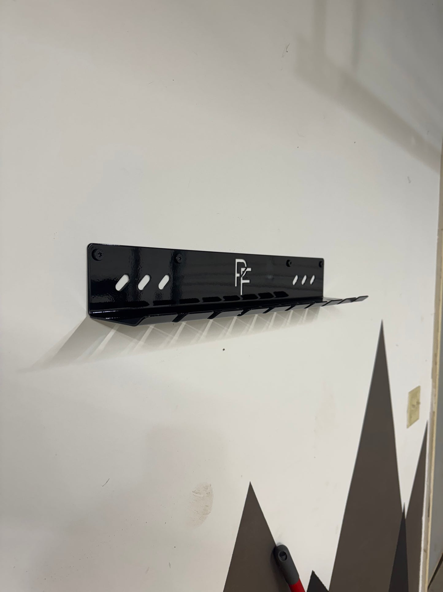 Vise Grip Hanger
